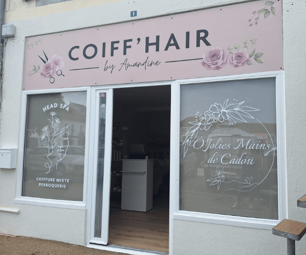 enseigne de coiffeur réalisée par l'agence de communication Publimix à Tarbes