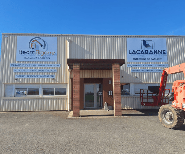 enseignes des entreprises lacabanne et bearn bigorre réalisées par Publimix